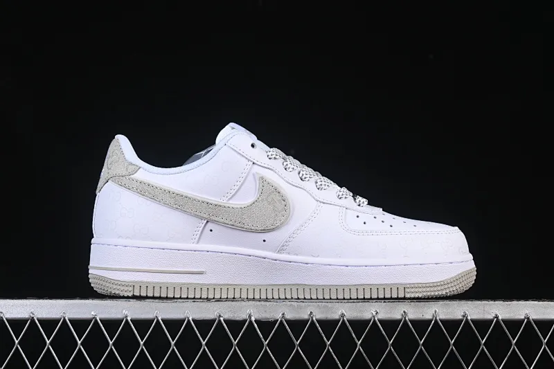 All categories Nk Air Force 1 Air Force series Nk Air Force 1 Low Air Force low-top Nike Air Force 1'07 Low Gucci co-branded beige denim luminous Air Force 1 low-top casual sneakers XX3168-197